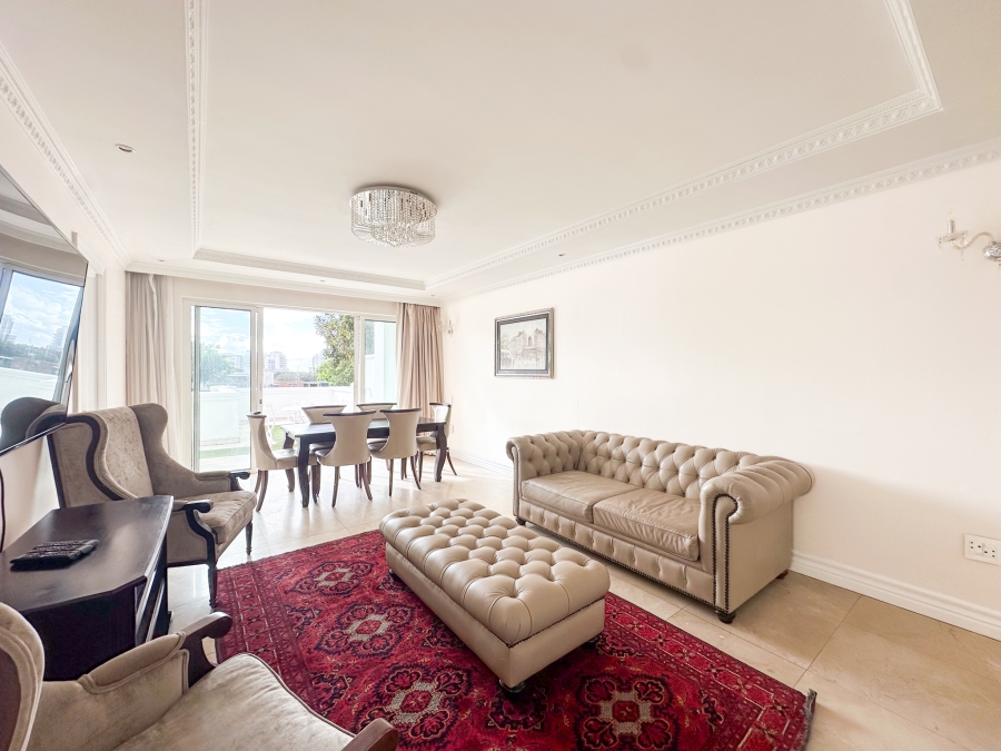 2 Bedroom Property for Sale in Sea Point Western Cape